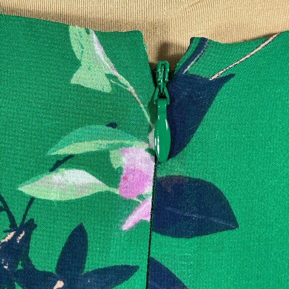 Eliza J Floral Faux Wrap Dress Green Flutter Sleeve Size 16 - Picture 4 of 9